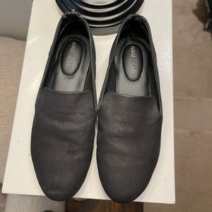 Black Adam Tucker loafers with a zipper on the back to add some cute detail.